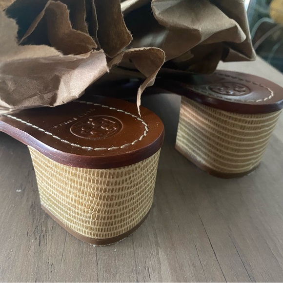 Tory Burch Miller Sandal Kitten Block Heel 8.5 Neutral Designer Worn Once - Picture 10 of 12